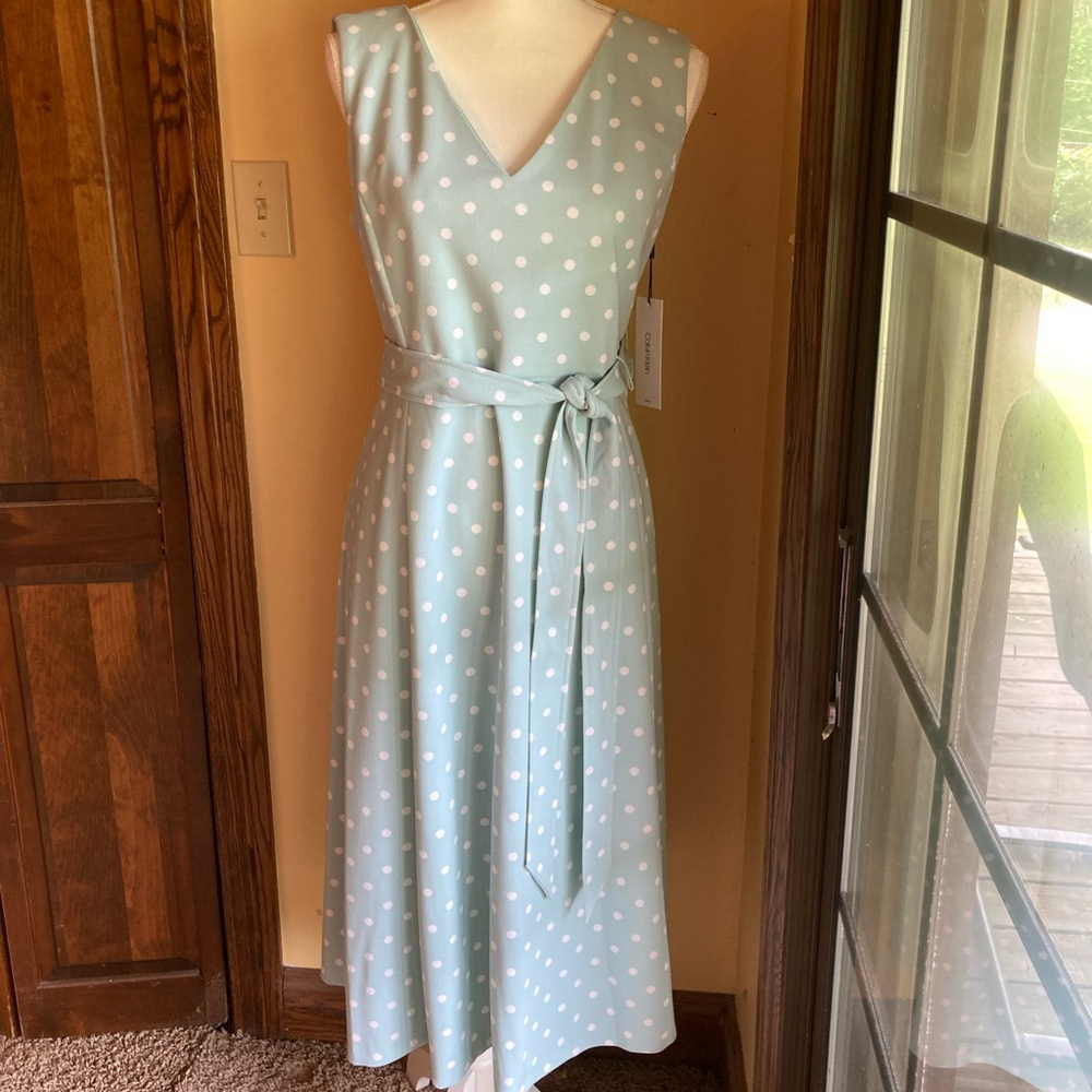 NWT gorgeous stretch Calvin Klein scuba crepe dress mint green polka dot